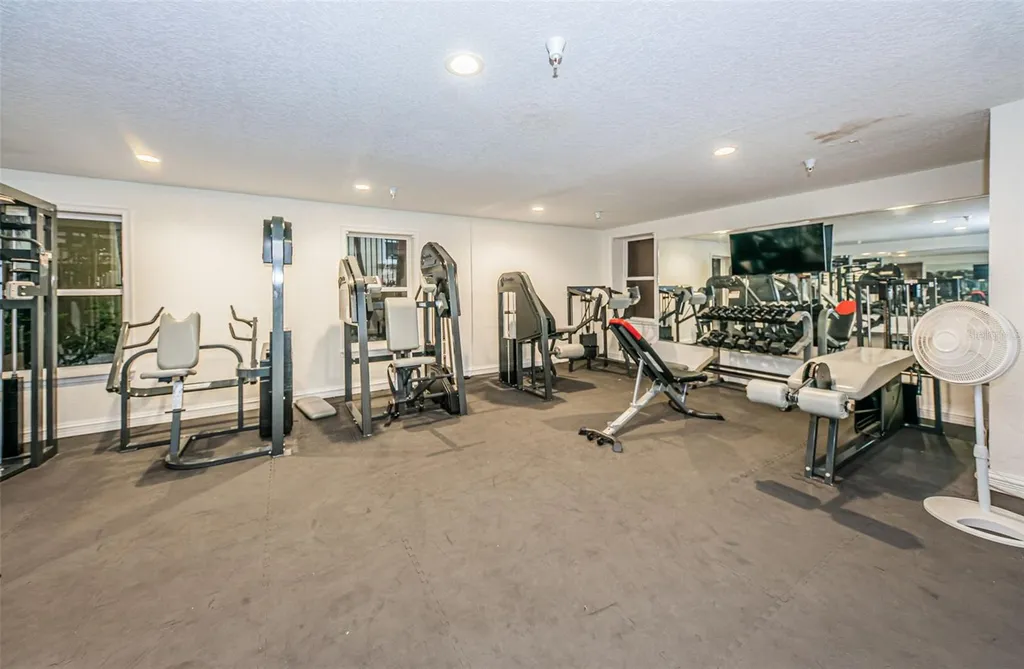 726 Grand Cypress Lane Tarpon Springs FL 34689