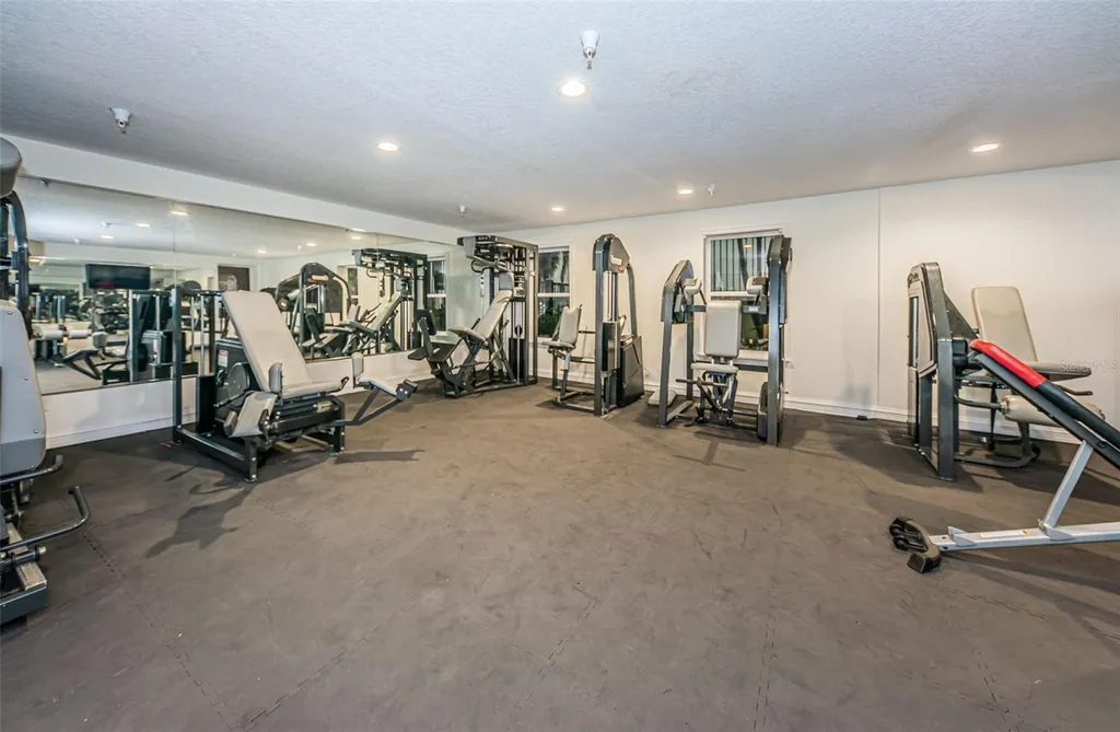 726 Grand Cypress Lane Tarpon Springs FL 34689