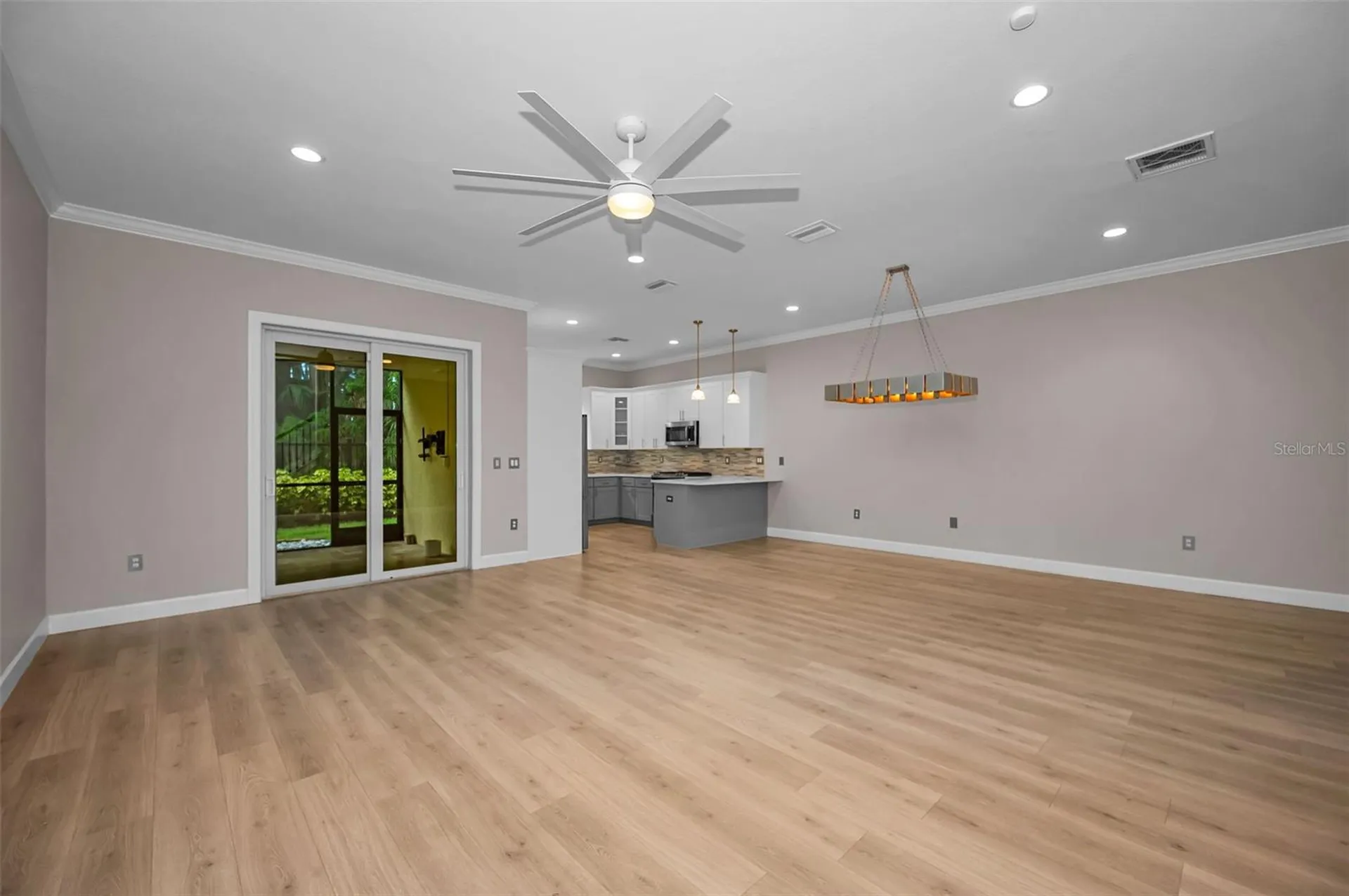 726 Grand Cypress Lane Tarpon Springs FL 34689
