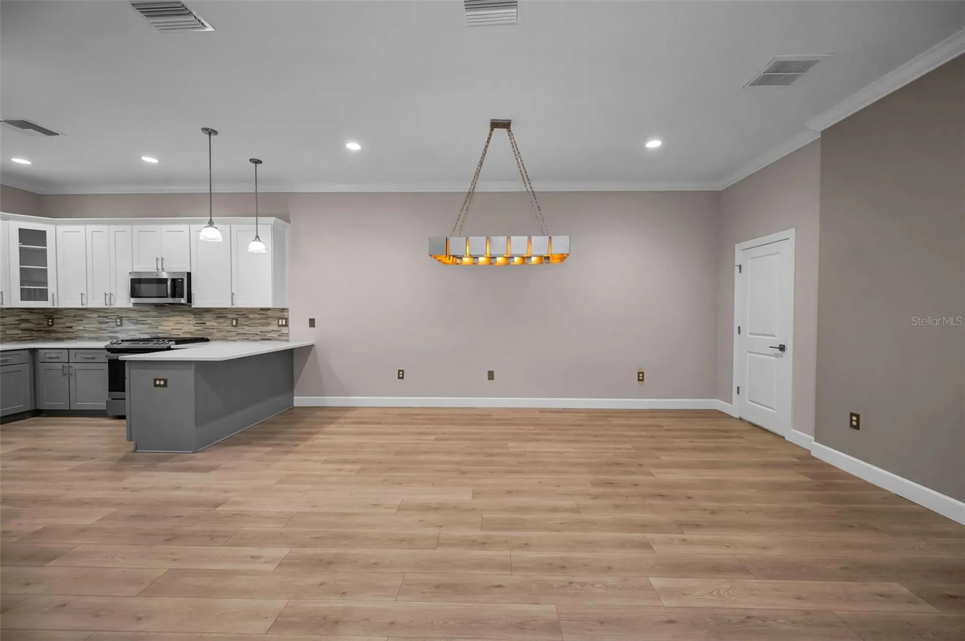 726 Grand Cypress Lane Tarpon Springs FL 34689