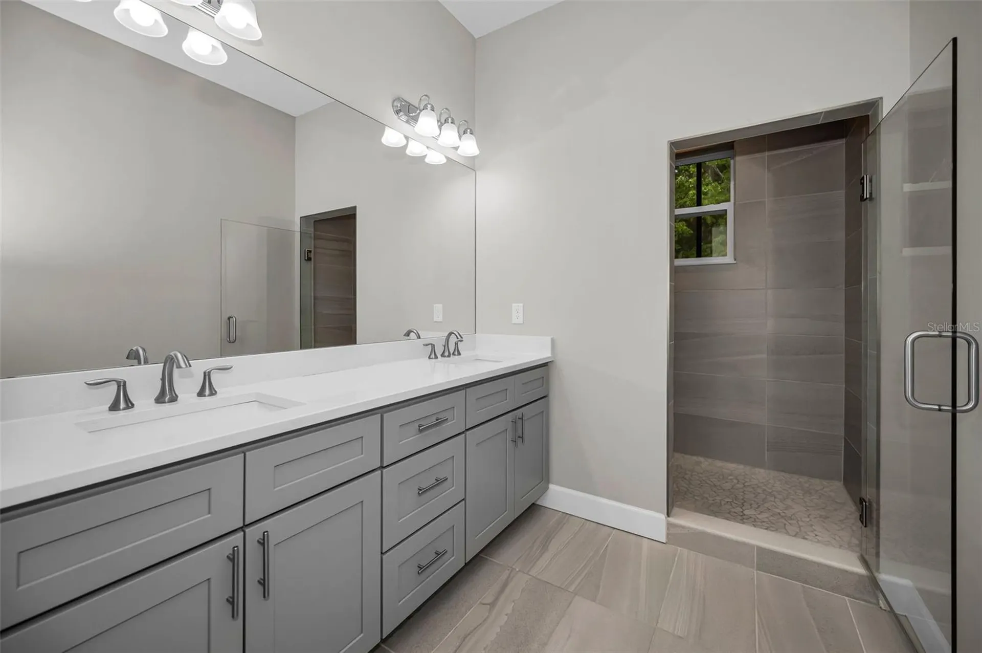 726 Grand Cypress Lane Tarpon Springs FL 34689