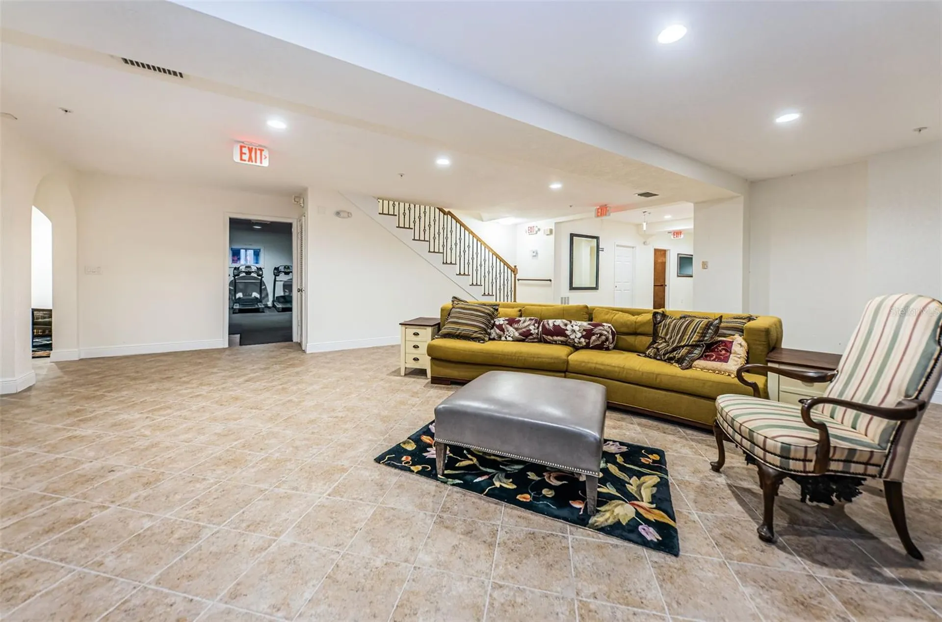 726 Grand Cypress Lane Tarpon Springs FL 34689