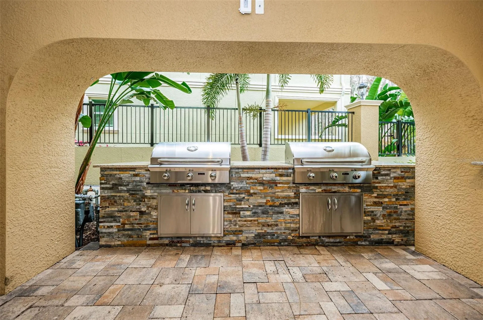 726 Grand Cypress Lane Tarpon Springs FL 34689