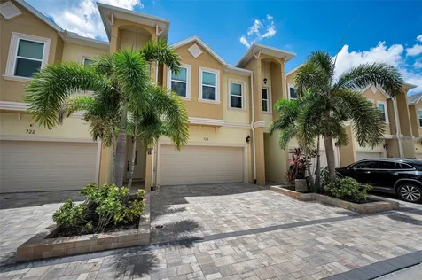 726 Grand Cypress Lane Tarpon Springs FL 34689