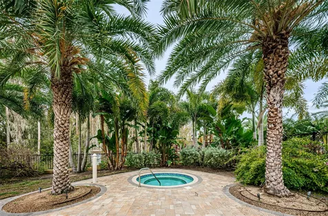 726 Grand Cypress Lane Tarpon Springs FL 34689