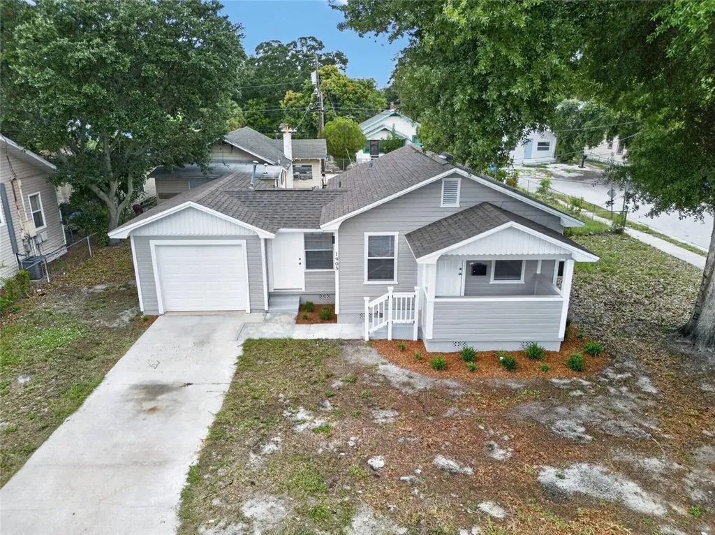 1905 24th Street S St Petersburg FL 33712