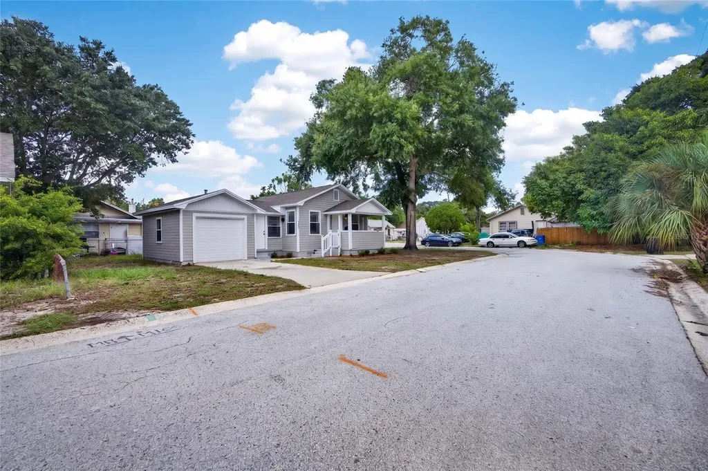1905 24th Street S St Petersburg FL 33712