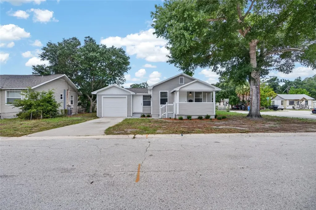 1905 24th Street S St Petersburg FL 33712