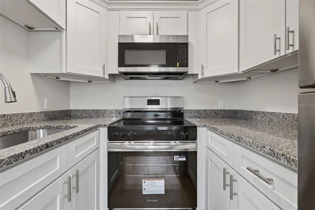 1905 24th Street S St Petersburg FL 33712