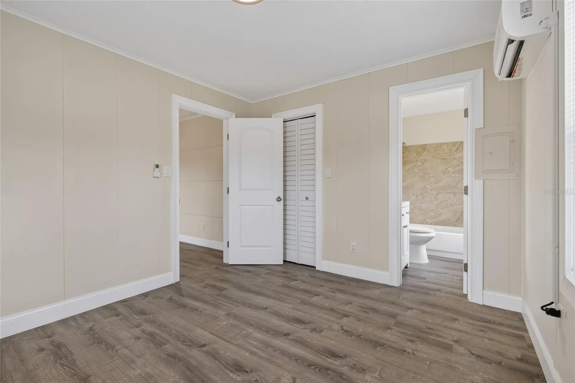 1905 24th Street S St Petersburg FL 33712