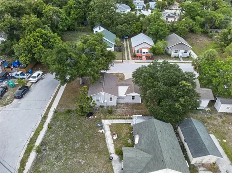 1905 24th Street S St Petersburg FL 33712