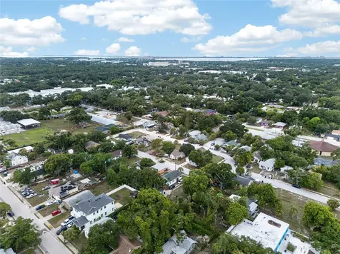 1905 24th Street S St Petersburg FL 33712
