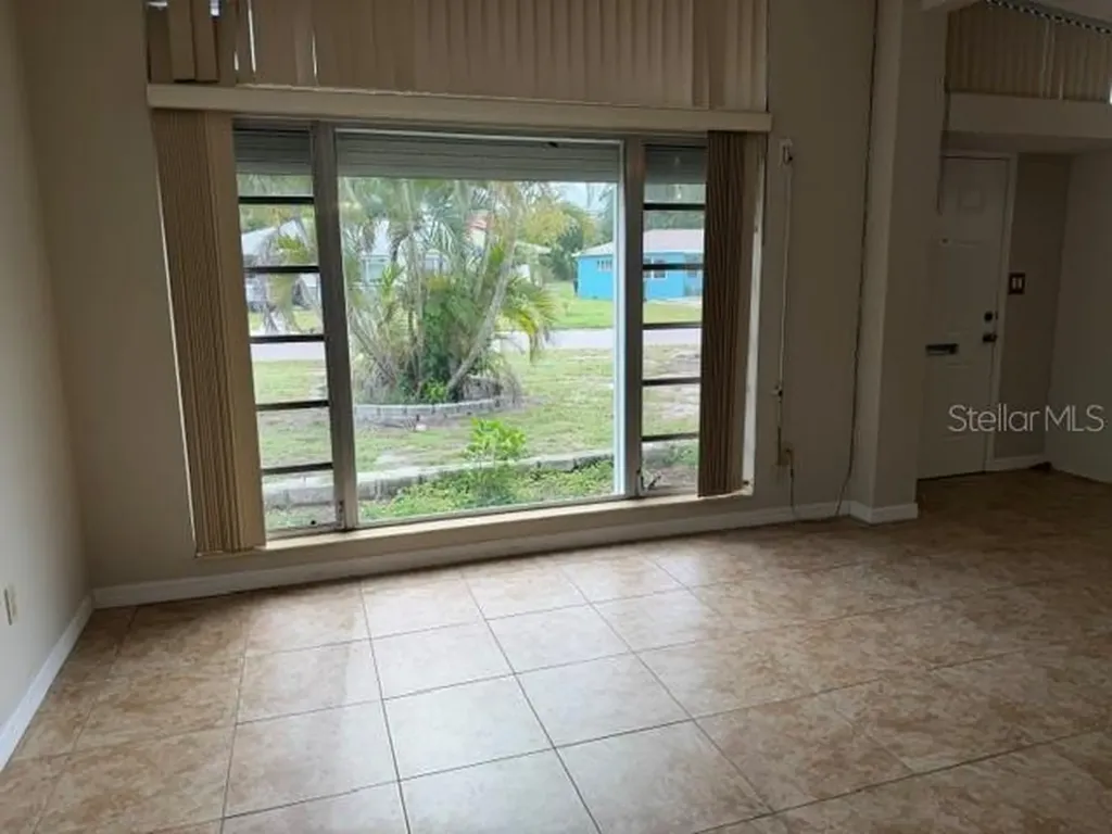 1205 Princeton Avenue Bradenton FL 34207