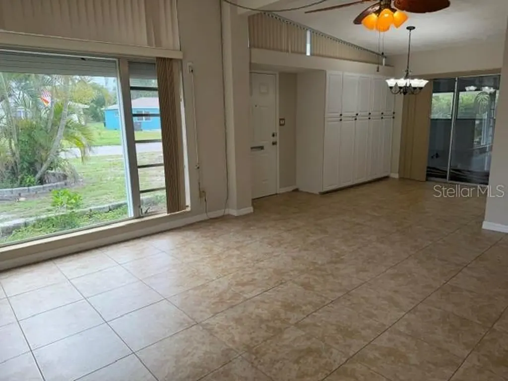 1205 Princeton Avenue Bradenton FL 34207