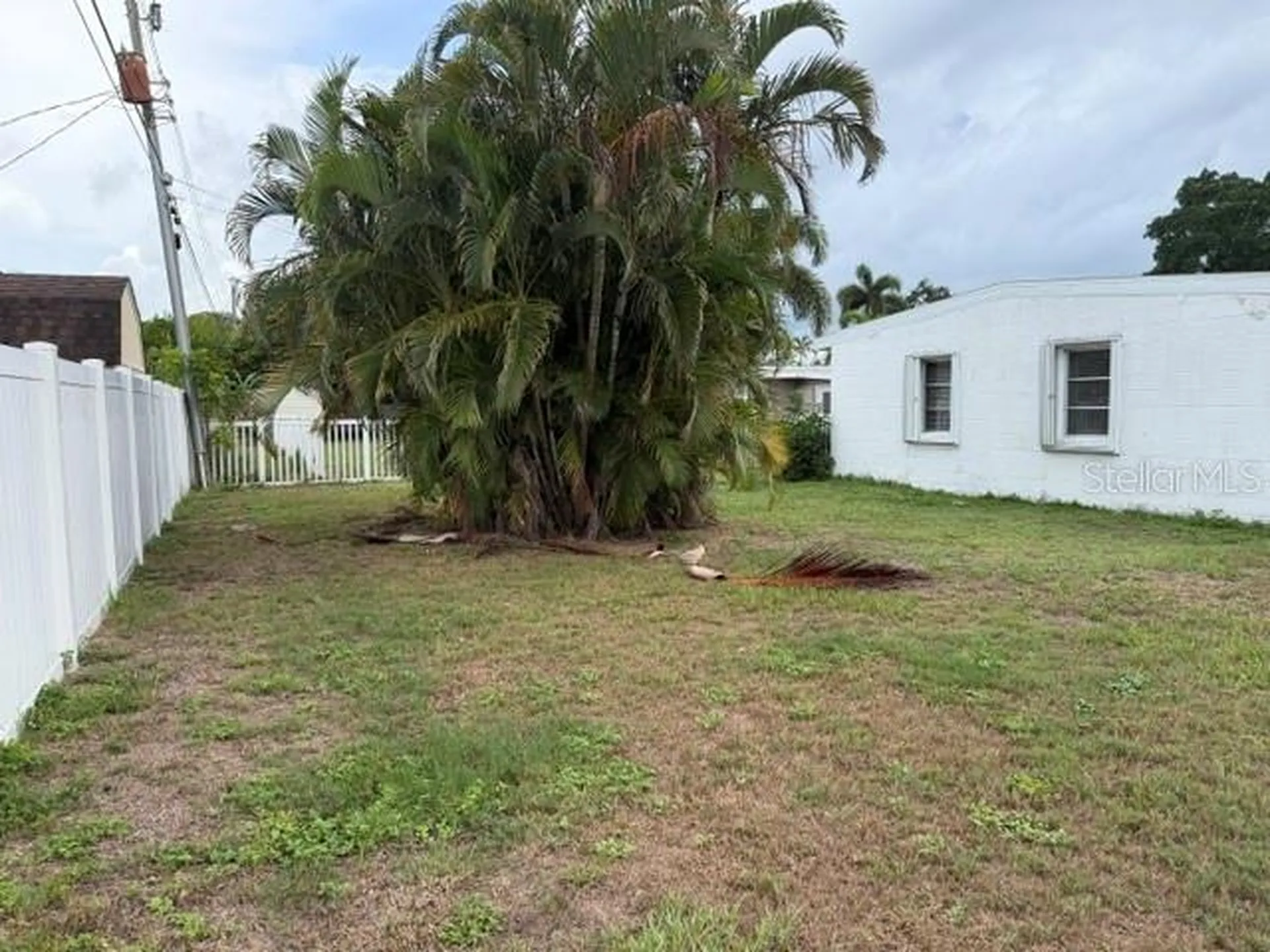 1205 Princeton Avenue Bradenton FL 34207
