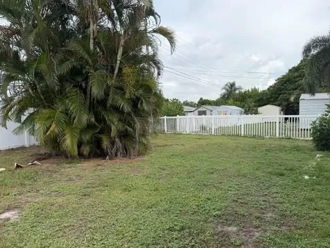 1205 Princeton Avenue Bradenton FL 34207
