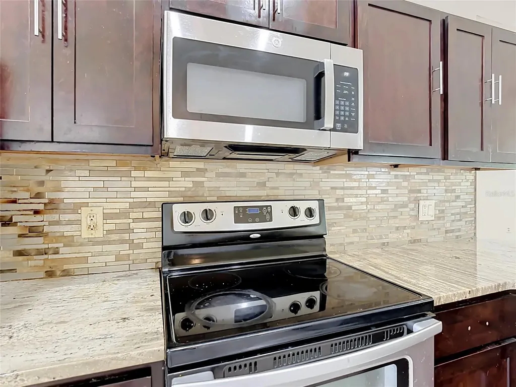 5518 Sandy Hill Drive Orlando FL 32821