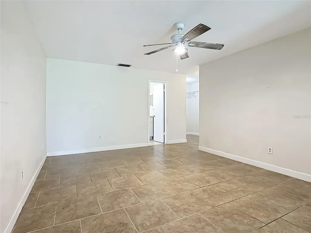5518 Sandy Hill Drive Orlando FL 32821