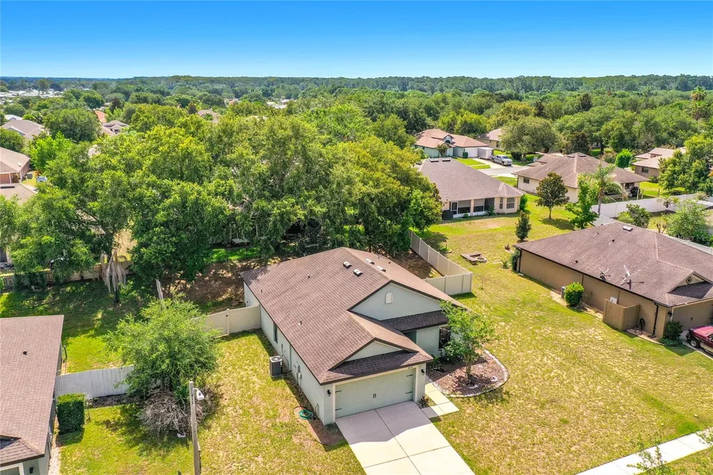 4475 Caicos Drive Tavares FL 32778