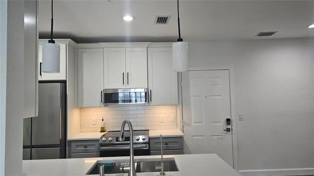 5550 E Michigan Street Orlando FL 32822