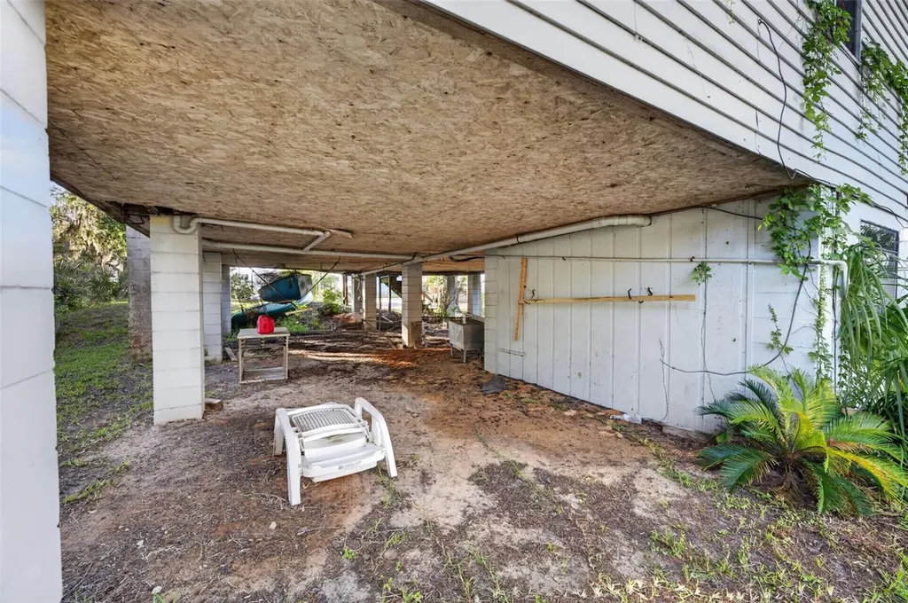 2350 S Waterman Drive Crystal River FL 34429