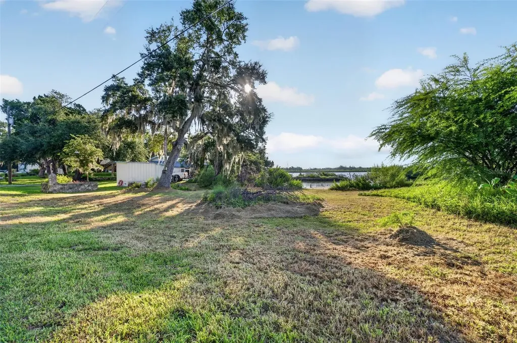 2350 S Waterman Drive Crystal River FL 34429