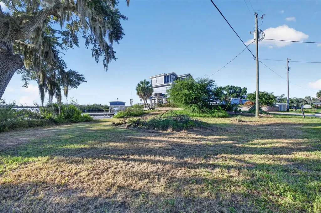 2350 S Waterman Drive Crystal River FL 34429