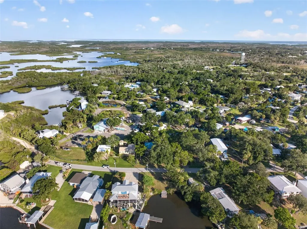2350 S Waterman Drive Crystal River FL 34429