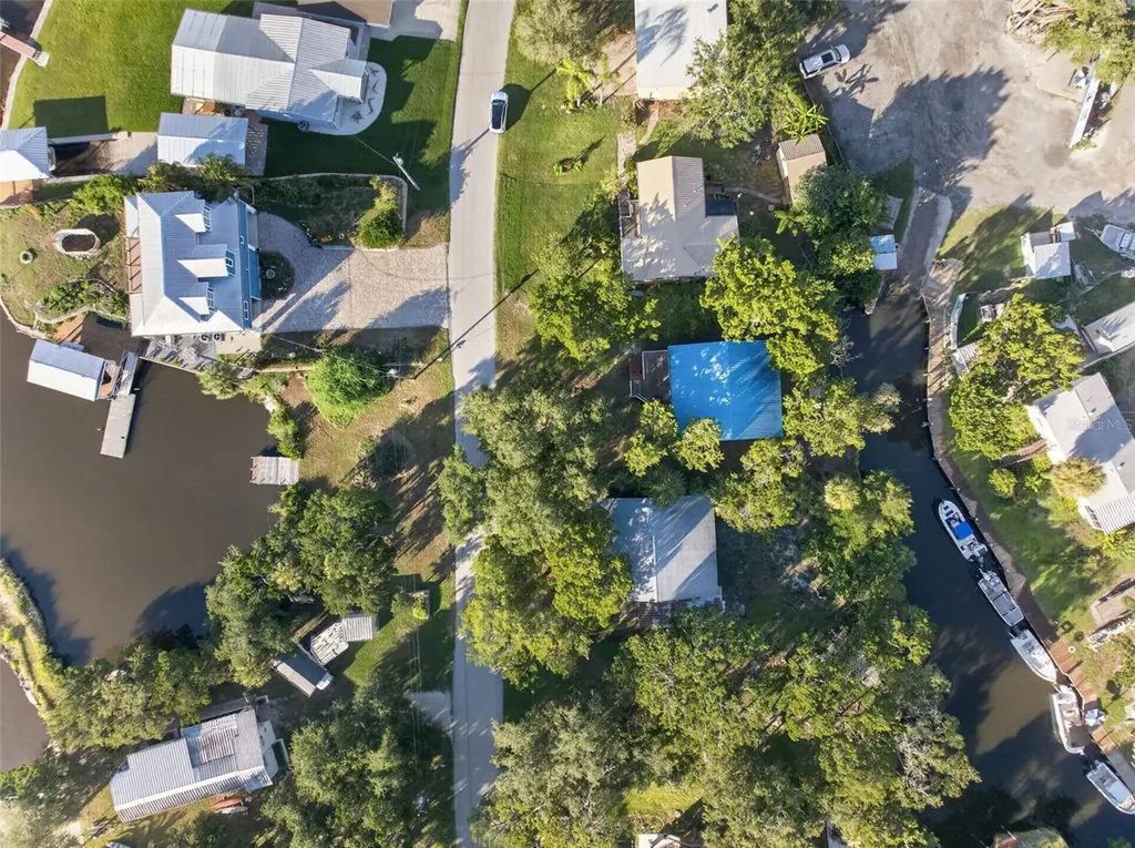 2350 S Waterman Drive Crystal River FL 34429