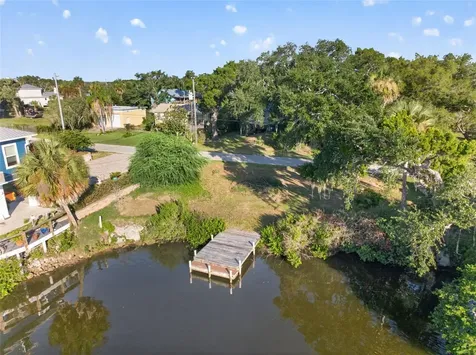 2350 S Waterman Drive Crystal River FL 34429