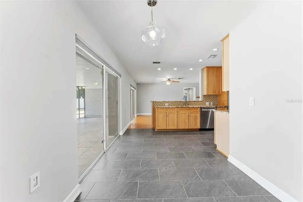 10603 Orange Grove Drive Tampa FL 33618
