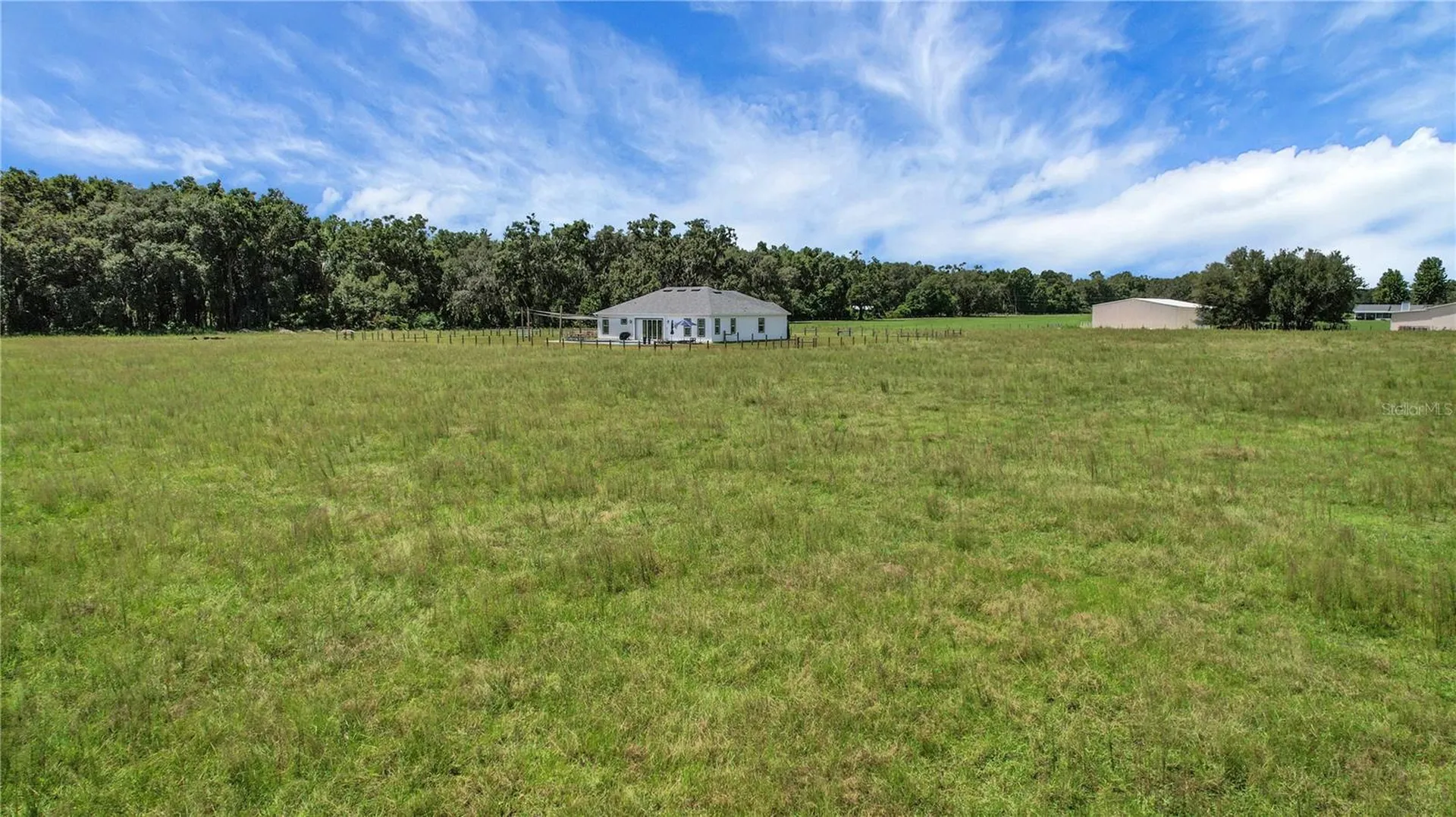 10757 County Road 223 Oxford FL 34484