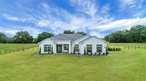 10757 County Road 223 Oxford FL 34484