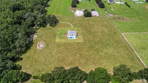 10757 County Road 223 Oxford FL 34484