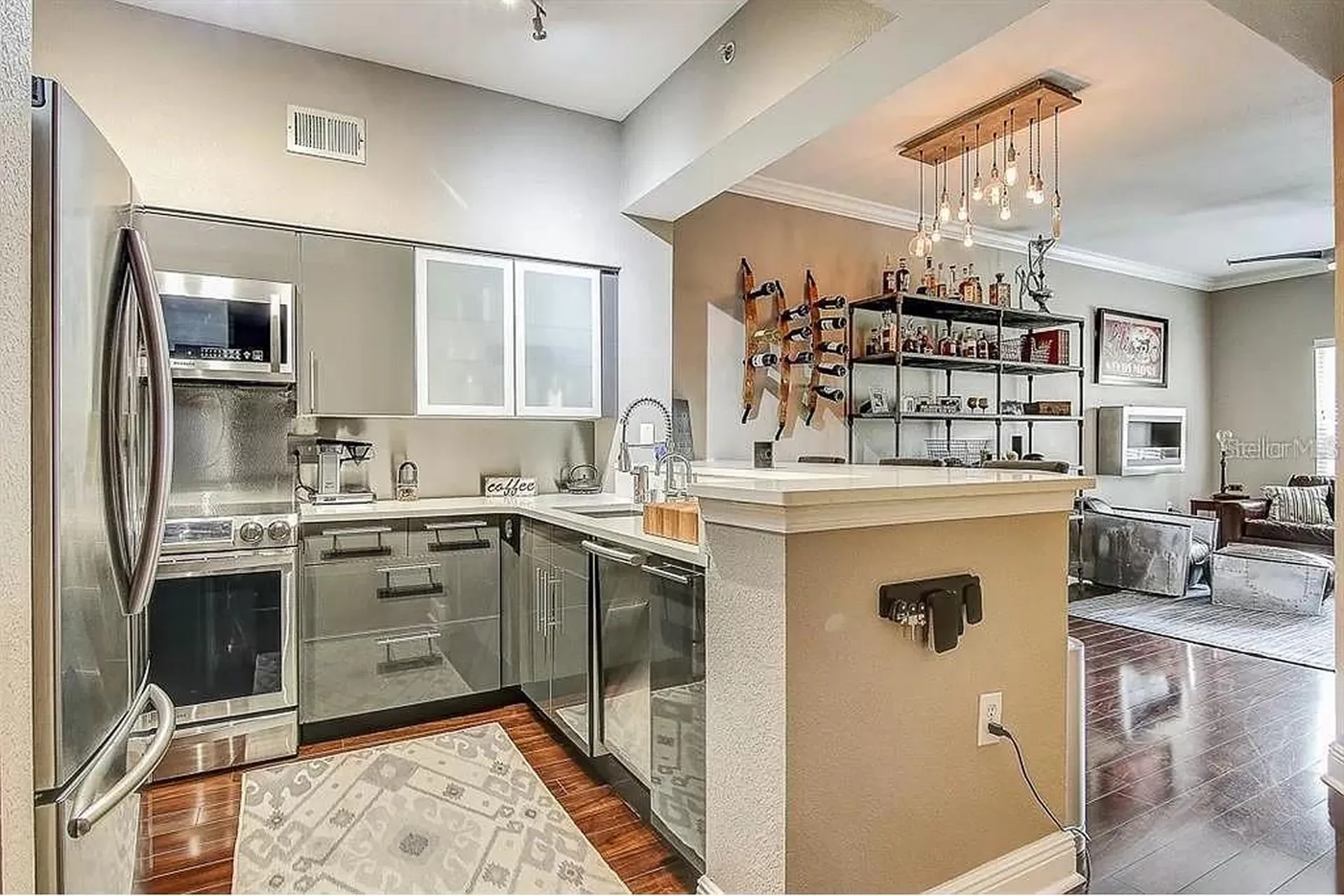 100 4th Avenue S St Petersburg FL 33701