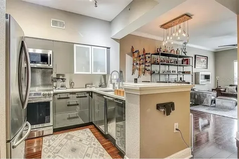 100 4th Avenue S St Petersburg FL 33701
