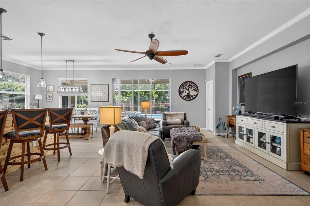15601 Starling Water Drive Lithia FL 33547