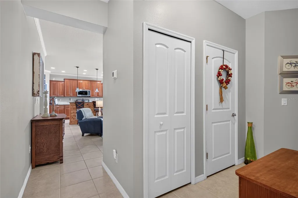 15601 Starling Water Drive Lithia FL 33547