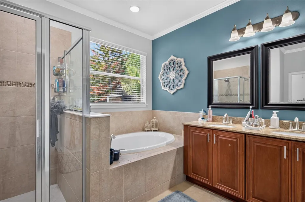 15601 Starling Water Drive Lithia FL 33547
