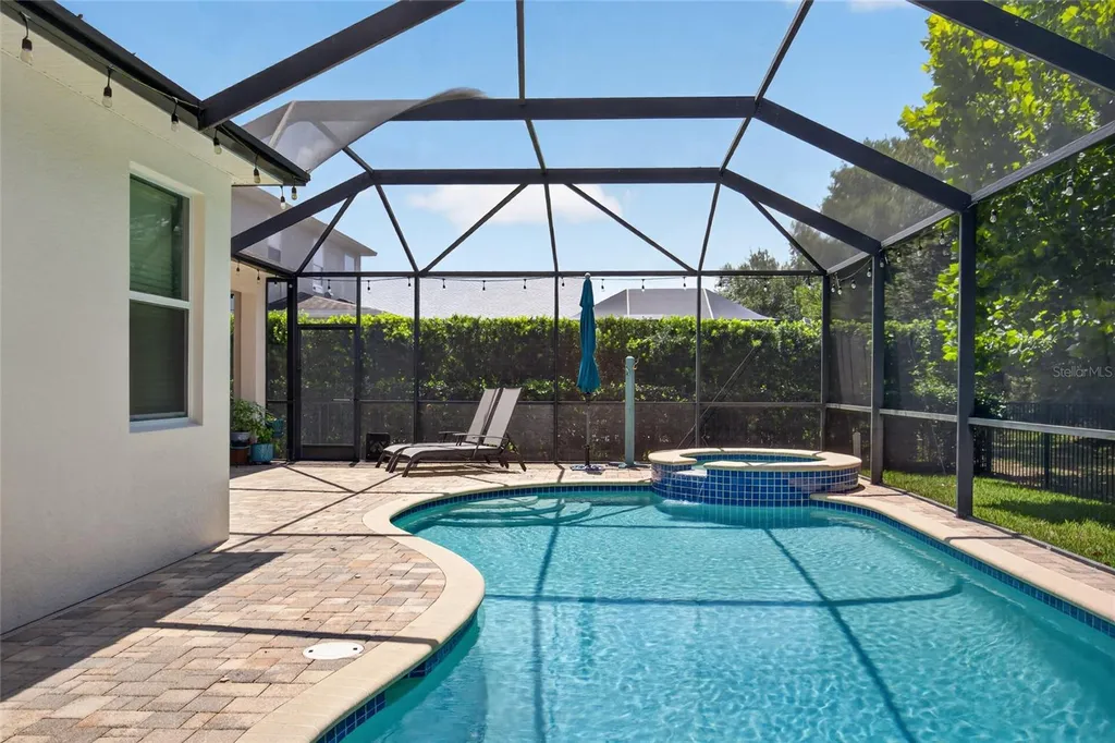 15601 Starling Water Drive Lithia FL 33547