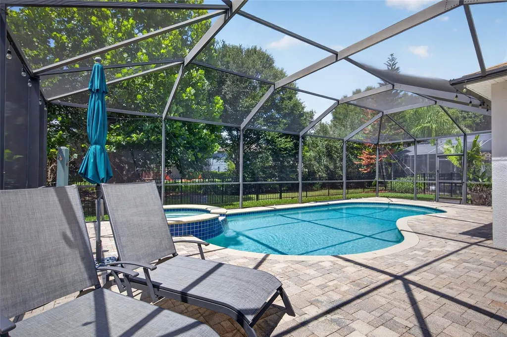 15601 Starling Water Drive Lithia FL 33547
