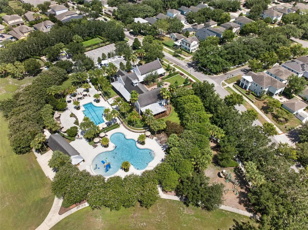 15601 Starling Water Drive Lithia FL 33547