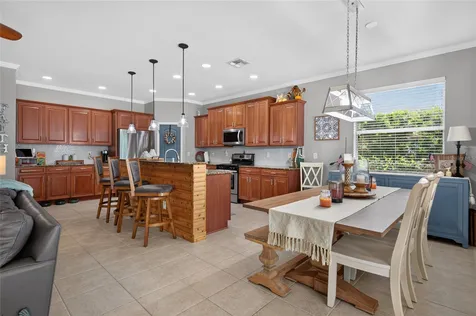 15601 Starling Water Drive Lithia FL 33547