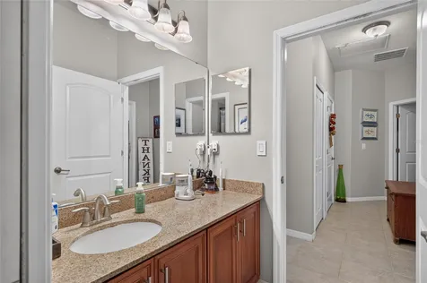 15601 Starling Water Drive Lithia FL 33547