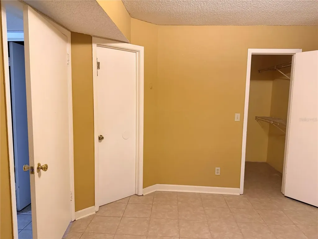 345 Forestway Circle Altamonte Springs FL 32701
