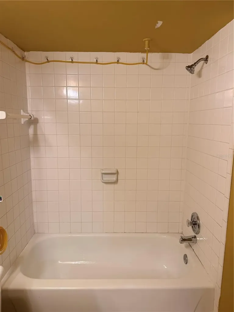 345 Forestway Circle Altamonte Springs FL 32701