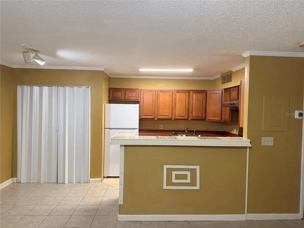 345 Forestway Circle Altamonte Springs FL 32701