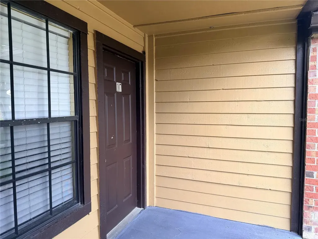 345 Forestway Circle Altamonte Springs FL 32701