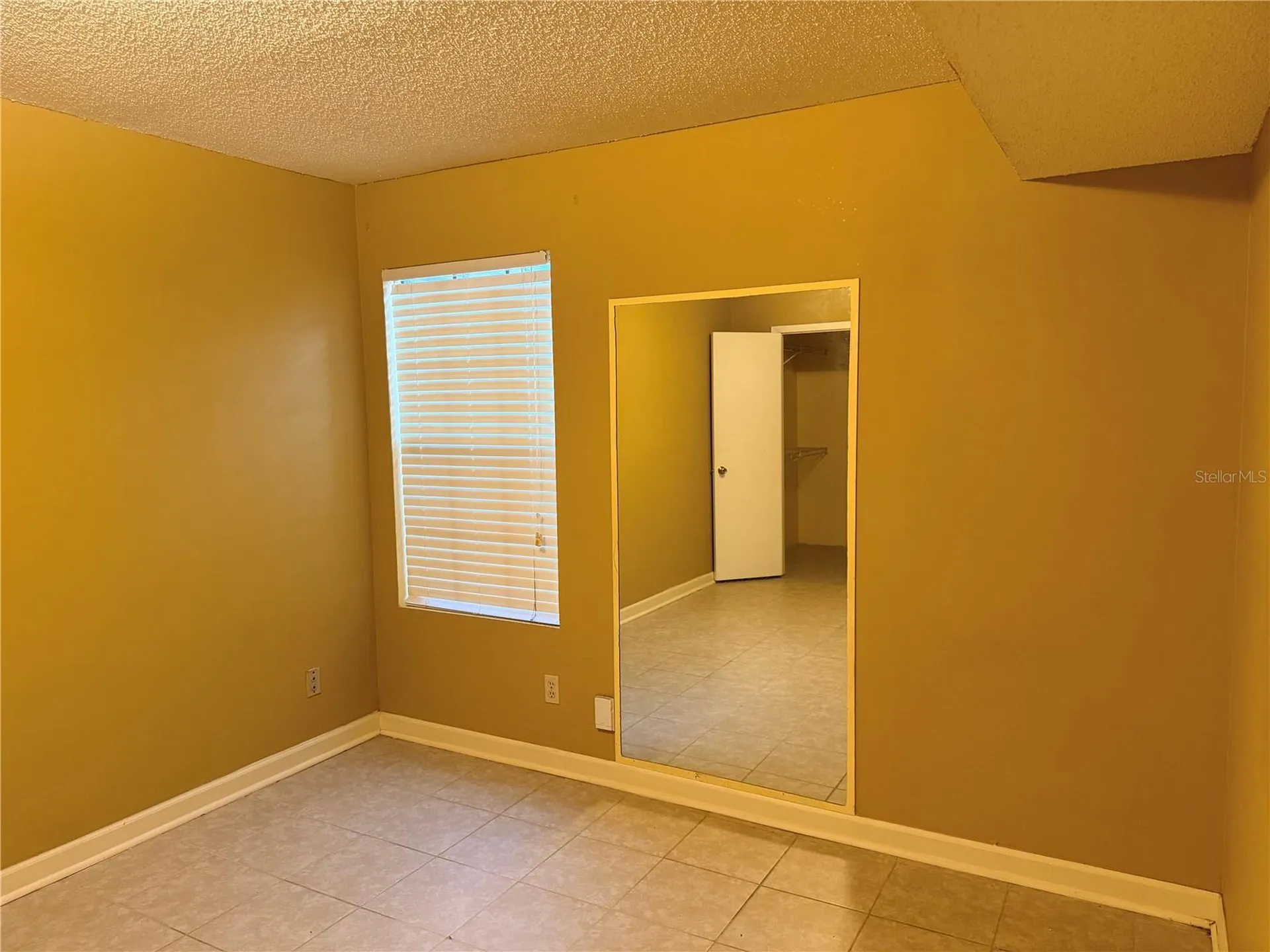 345 Forestway Circle Altamonte Springs FL 32701