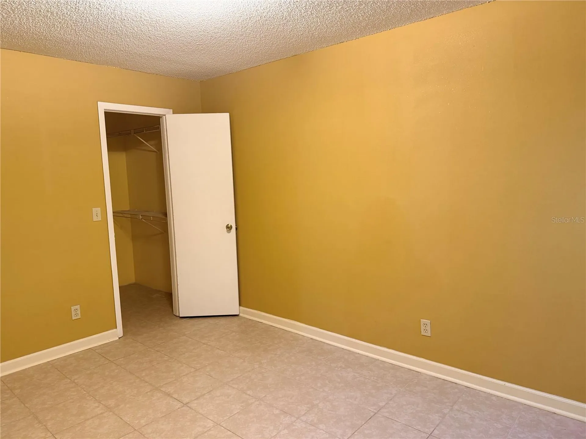345 Forestway Circle Altamonte Springs FL 32701